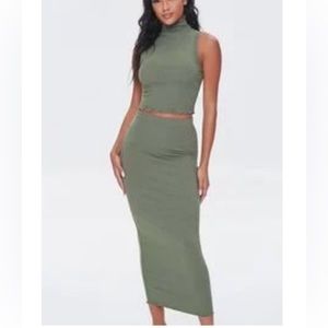 *NEW* Forever 21 Mock Neck Top & Midi Skirt Set - Sz: M Color: Sage